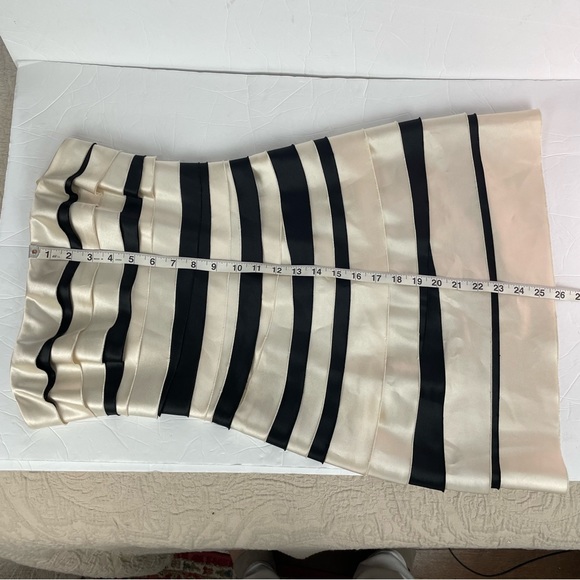 BCBGMAXAZRIA Cream and Black Strapless Cocktail Dress Size 2 - Picture 15 of 16